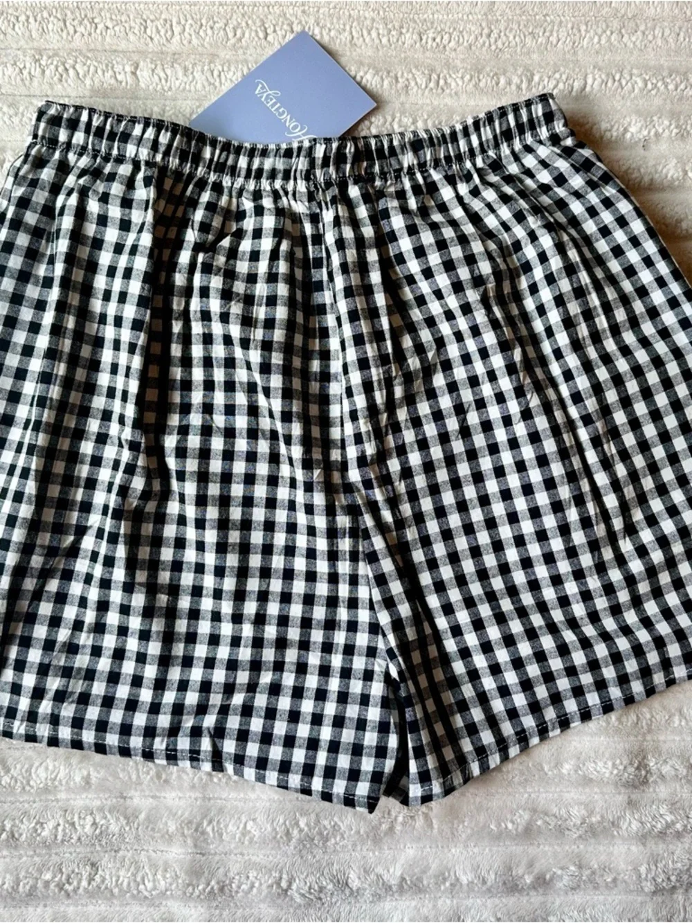 NWT - Black & White Gingham Women’s Casual Shorts - Picture 6 of 7